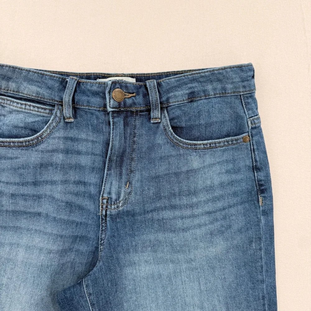 Wrangler Mens Denim Shorts Medium Wash Blue Size 4/27 Casual Jean Shorts